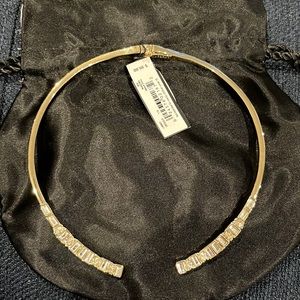 Laundry collar necklace
